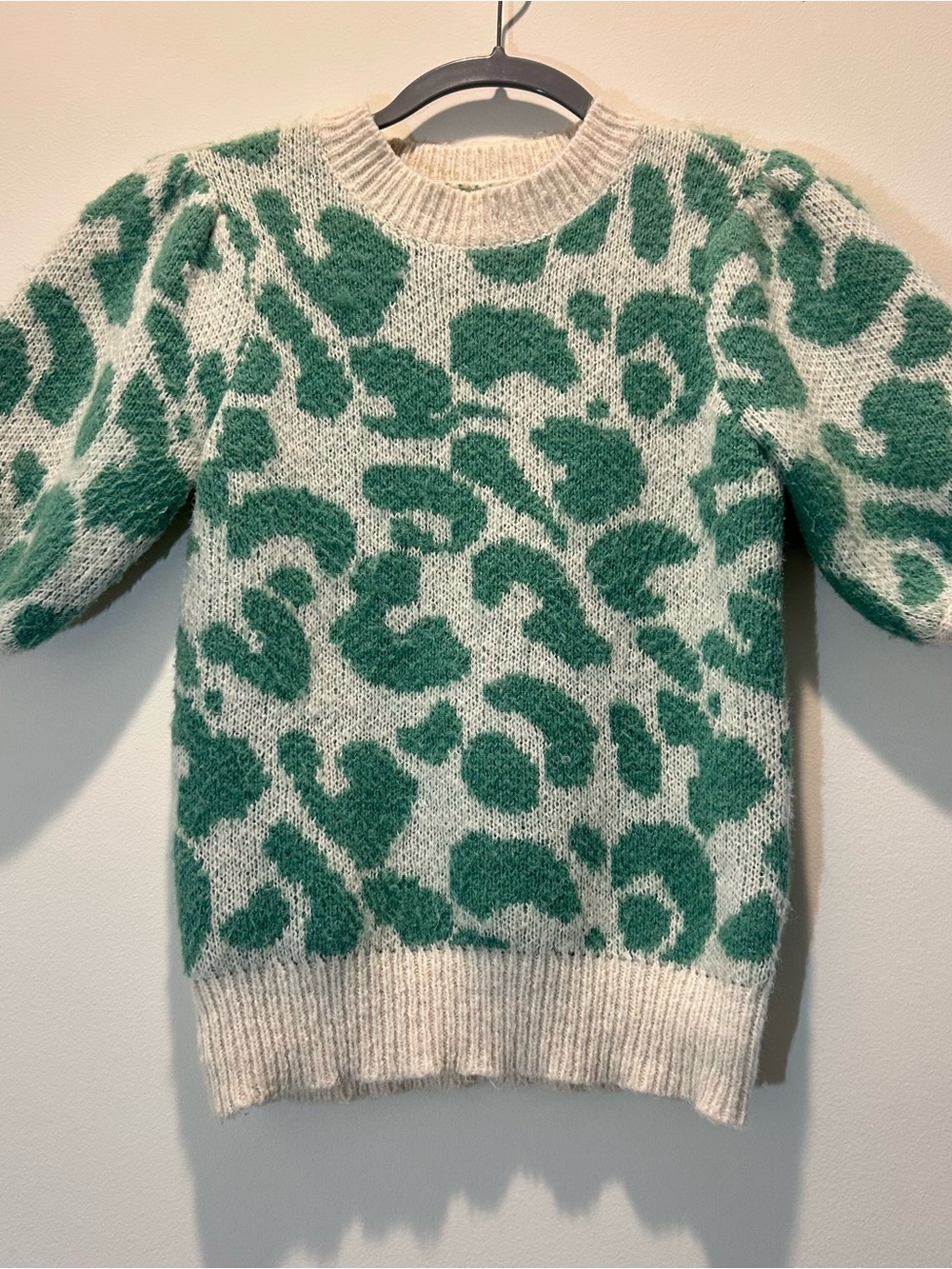 Greylin Rita Jacquard Puff Sleeve Sweater Animal Print size small